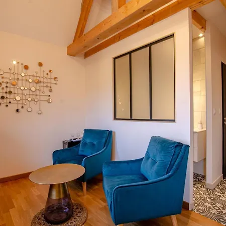 La D'amis La Costignieres Bed & Breakfast Montgueux