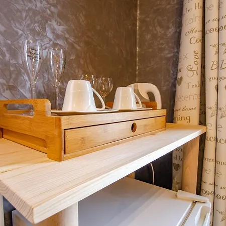 La D'amis La Costignieres B&B