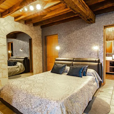 Bed & Breakfast La D'amis La Costignieres