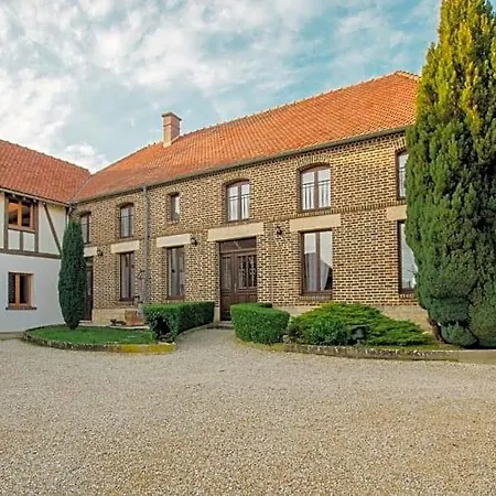 La D'amis La Costignieres Bed & Breakfast 4*
