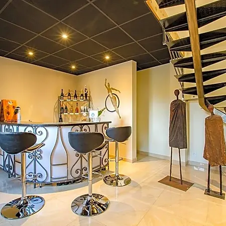 La D'amis La Costignieres 4* Montgueux