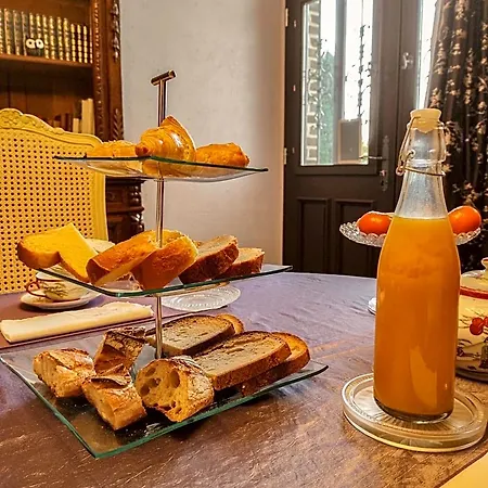 La D'amis La Costignieres Bed & Breakfast Montgueux