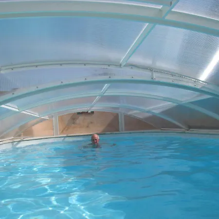 La D'amis La Costignieres Bed & Breakfast