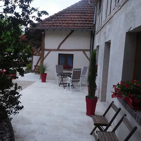 Bed & Breakfast La D'amis La Costignieres 4*