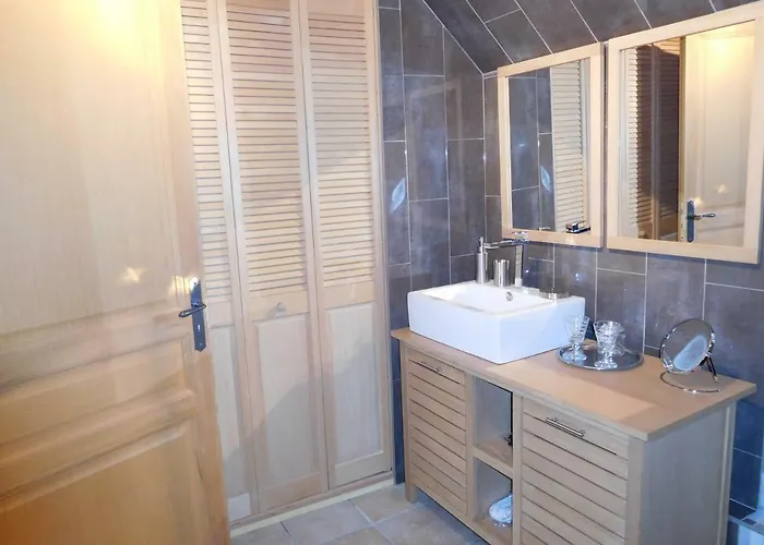 La D'amis La Costignieres Bed & Breakfast 4*